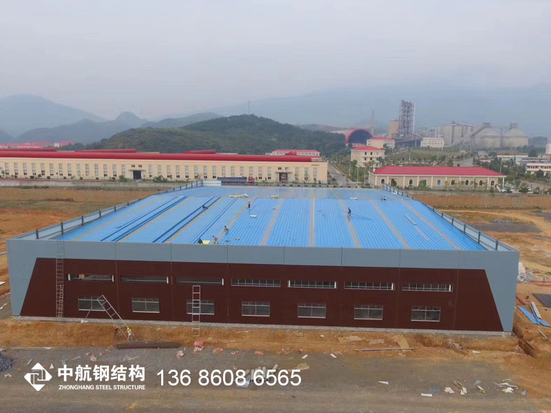 钢结构厂房的优点及在生产中的作用(图2) 钢结构厂房的优点及在生产中的作用(图2)